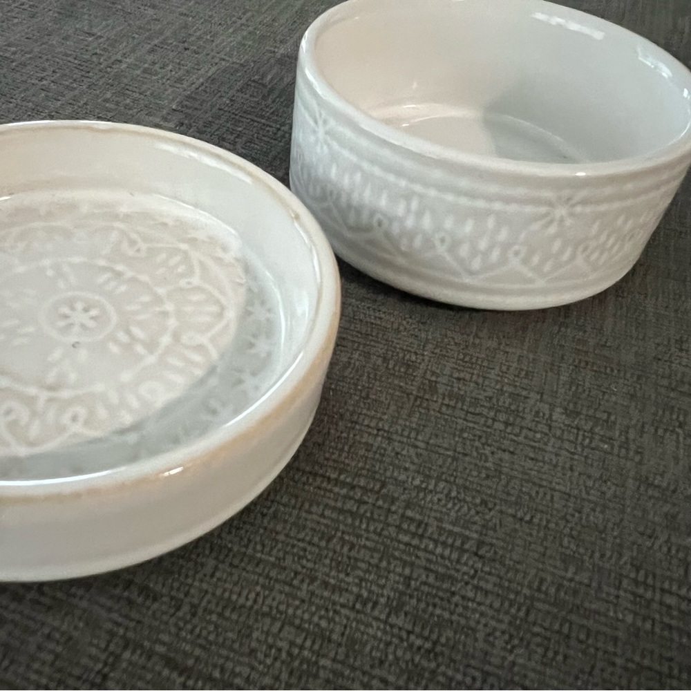 NWT Round Stackable Containers - Picture 3 of 6